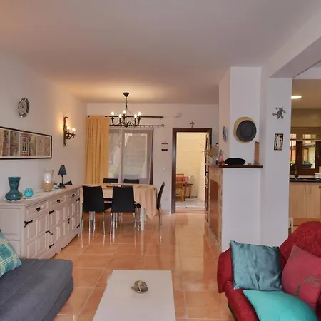 Vall Villa