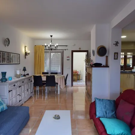 Vall Villa *
